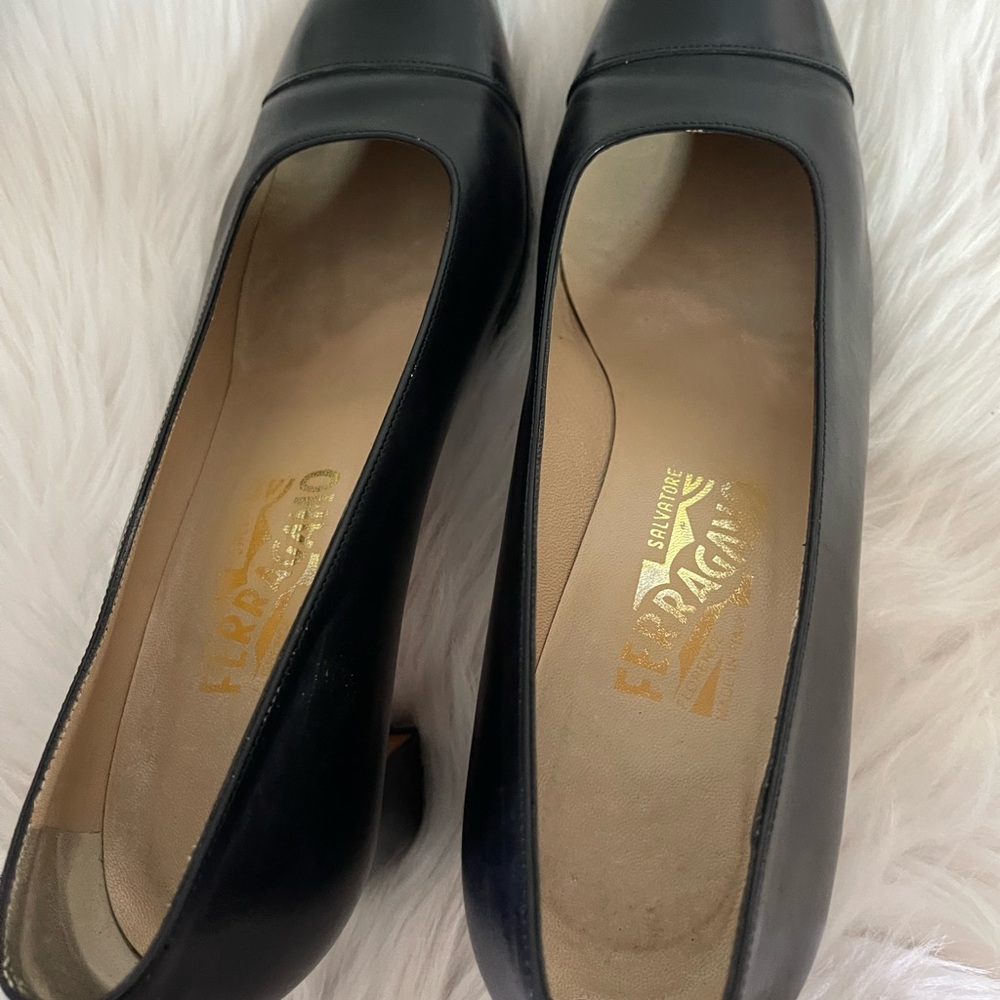 Salvatore Ferragamo Platform Block Heel Dress Shoe. - Picture 7 of 16
